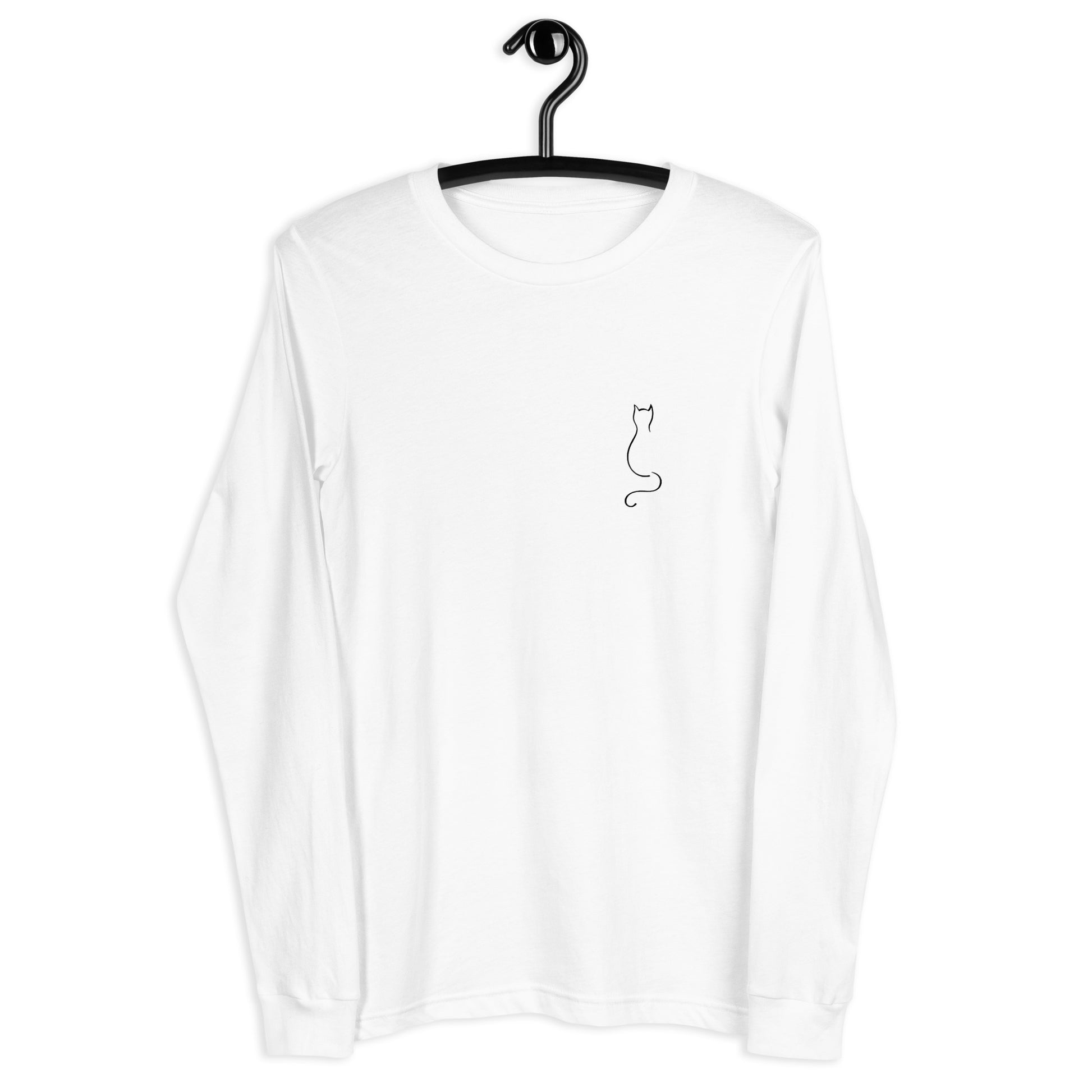 Shirt weiss Katze auf Bügel gehängt