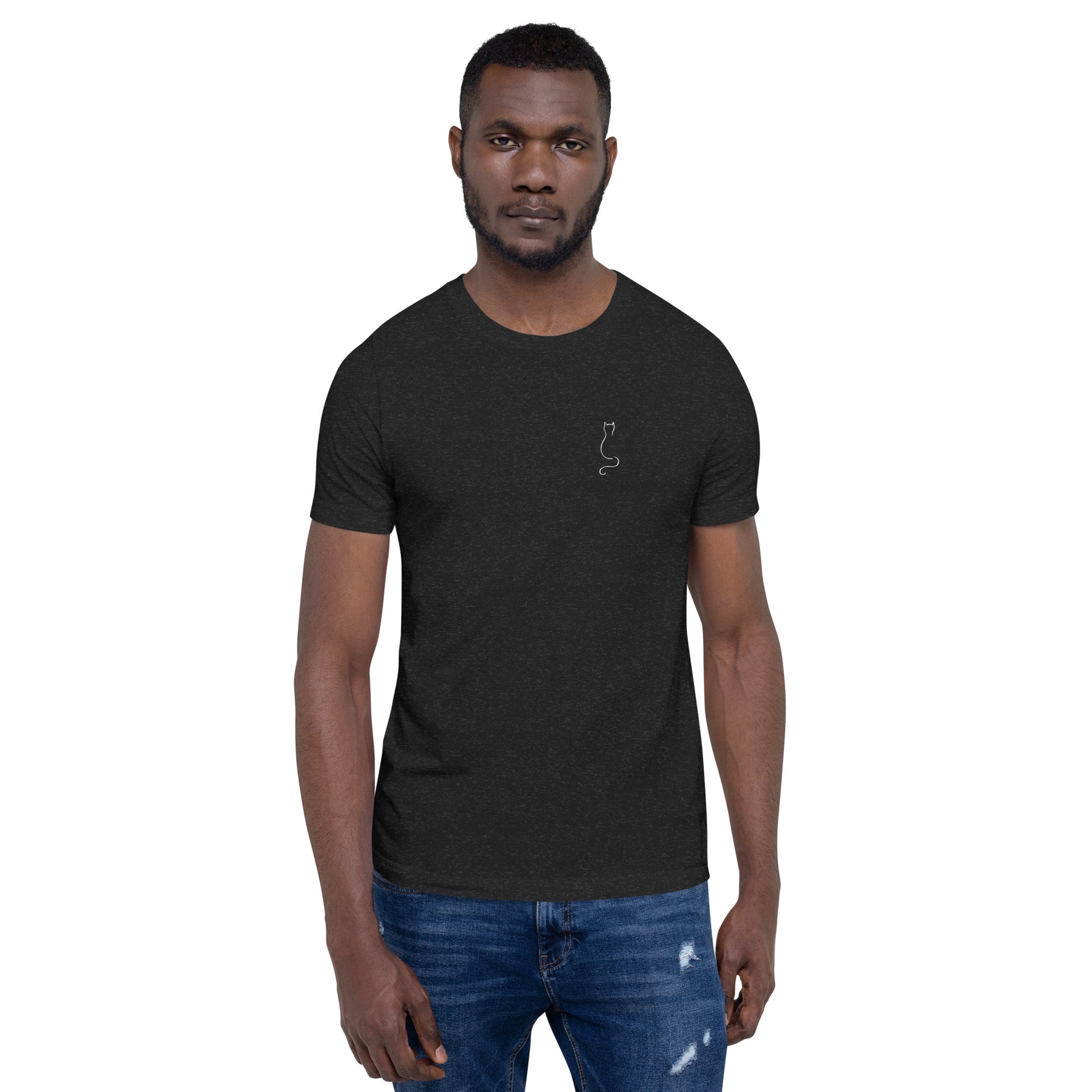 Mann bekleidet mit T-Shirt mit Katzen Grafik 