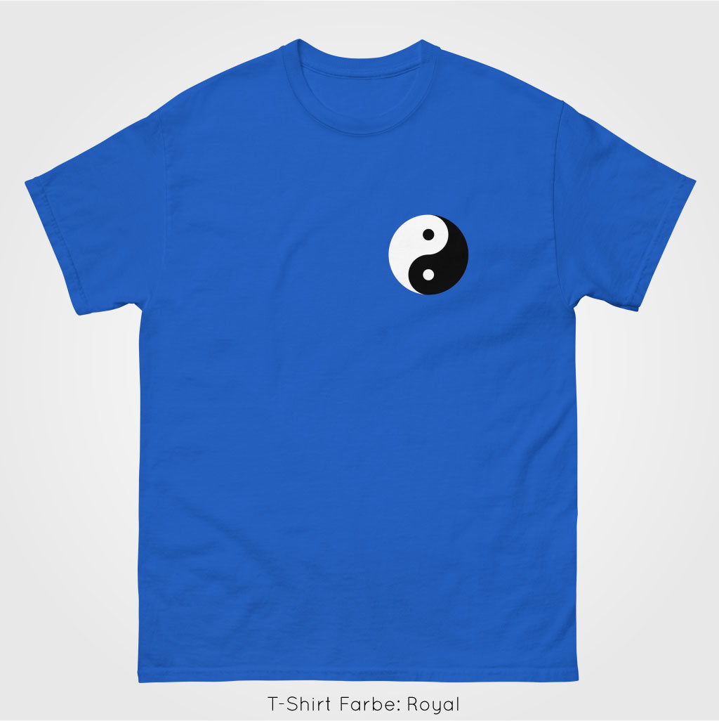 t-shirt Royal yingyang, Product mockup